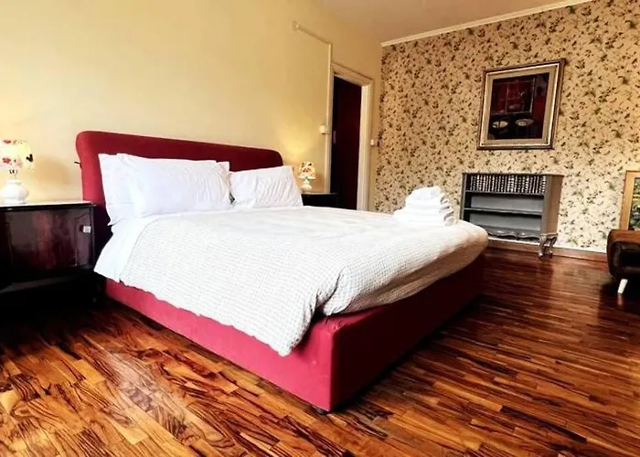 Apartment 129 Gallery's @ Vatican